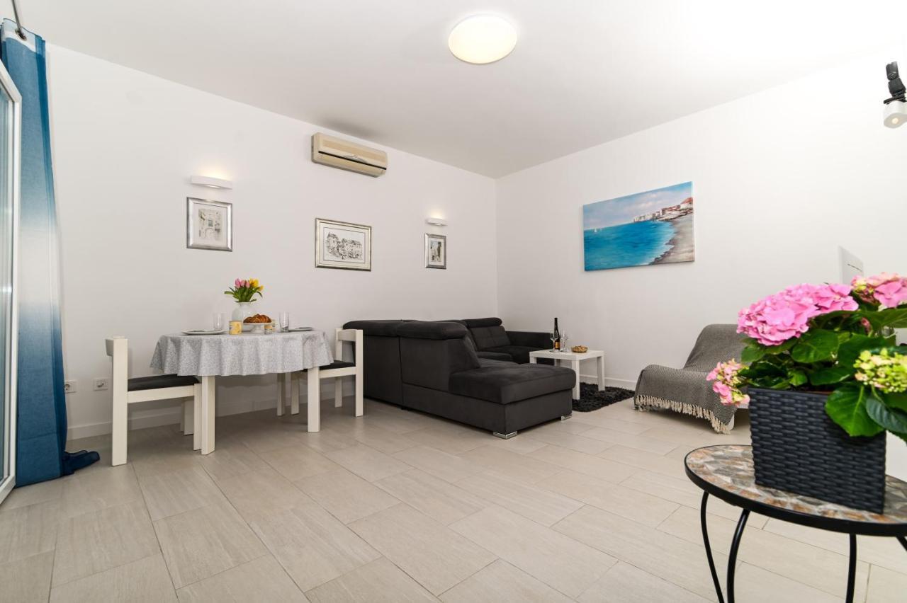 Holiday House Dijana, Kanica โรกอซนิซา ภายนอก รูปภาพ