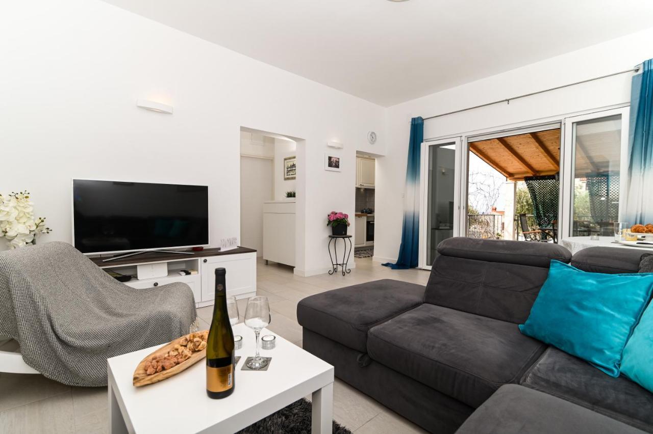 Holiday House Dijana, Kanica โรกอซนิซา ภายนอก รูปภาพ